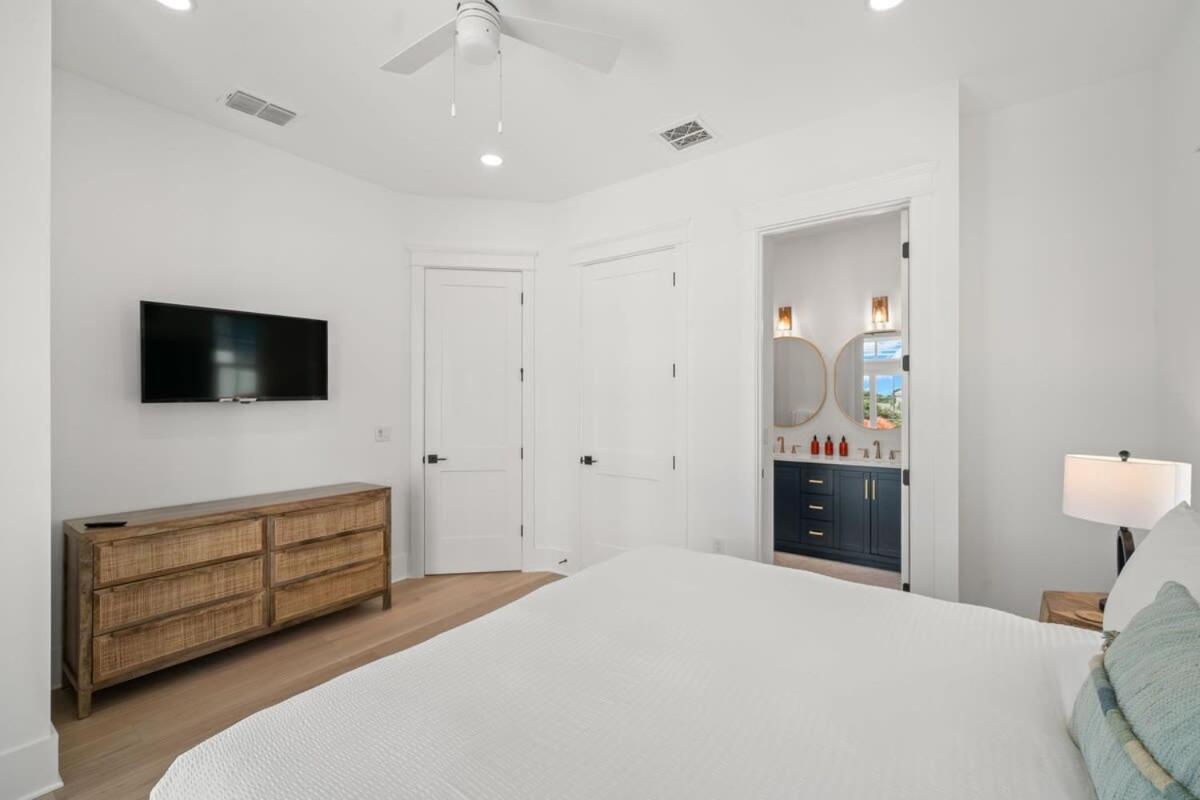 Akoya House At The Gemma By Brightwild Villa Clearwater Beach Exterior photo