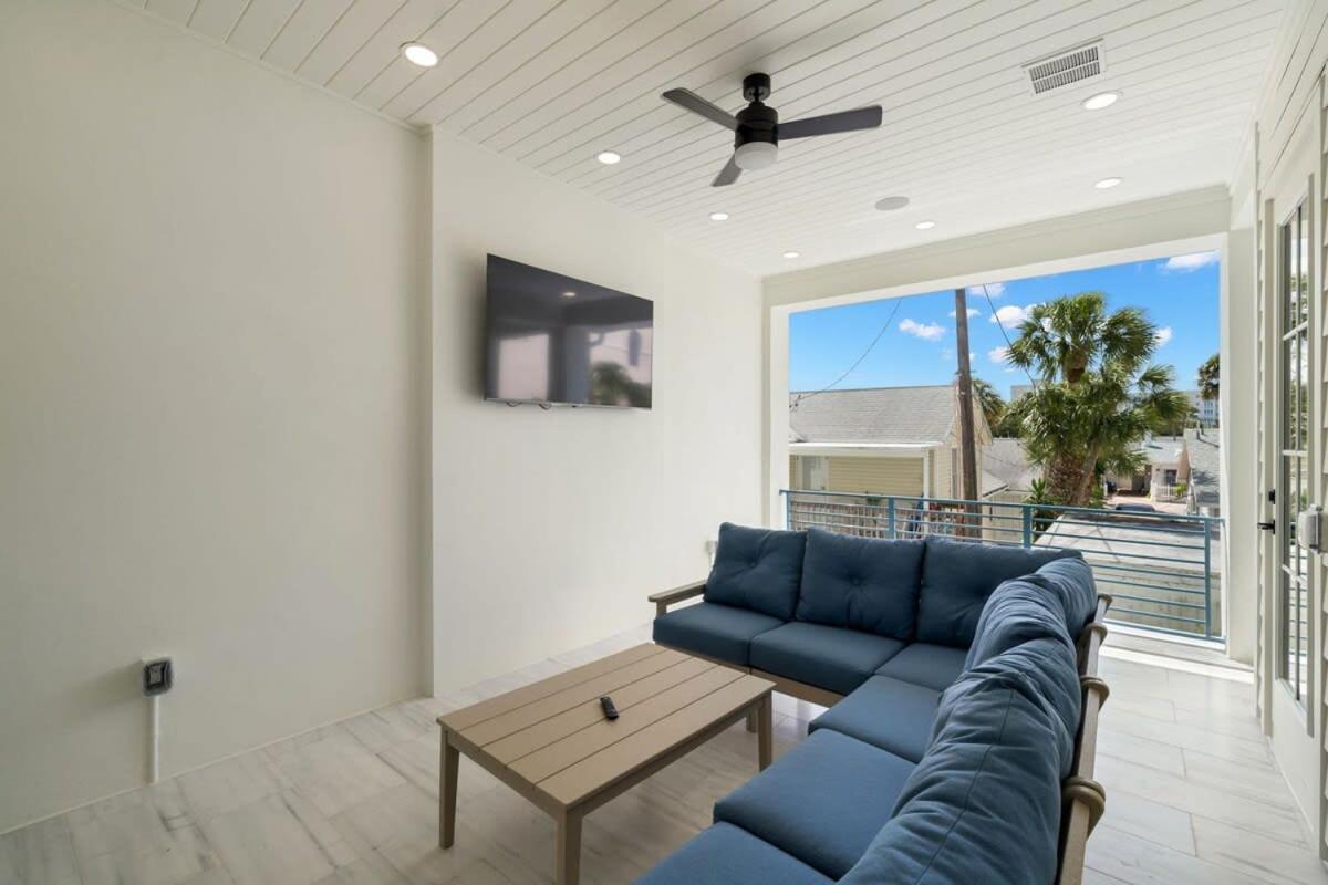 Akoya House At The Gemma By Brightwild Villa Clearwater Beach Exterior photo